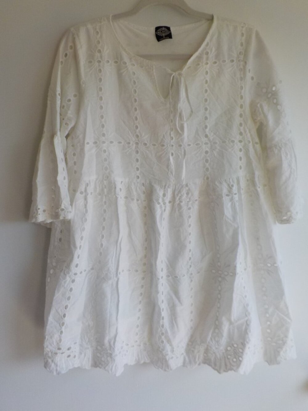 Cal Style Dress Tunic - Small - White Eyelot Boho Ruffle (845)